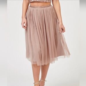 Lace & Beads Skirt Midi Lined Pleated High Waist NWT Size 10 Golden Rose